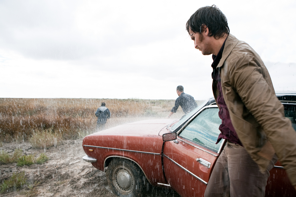 Raúl Arévalo and his partner set out in search of a serial killer in the bleak but beguiling landscape of  Marshland &nbsp; (La Isla Mínima).